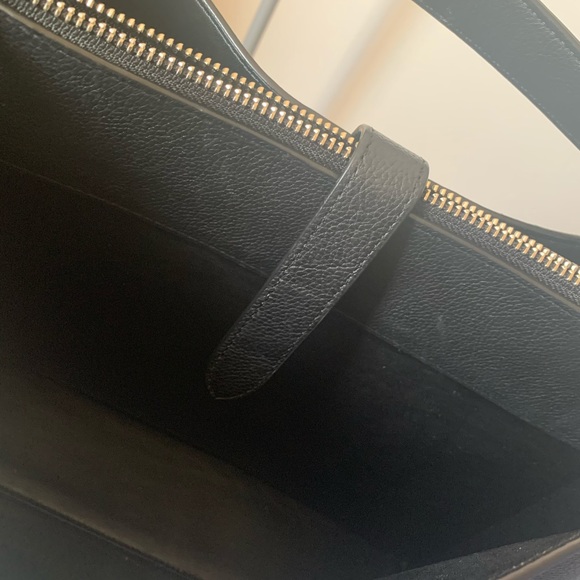 *SOLD* Rebecca Minkoff handbag - Picture 4 of 11